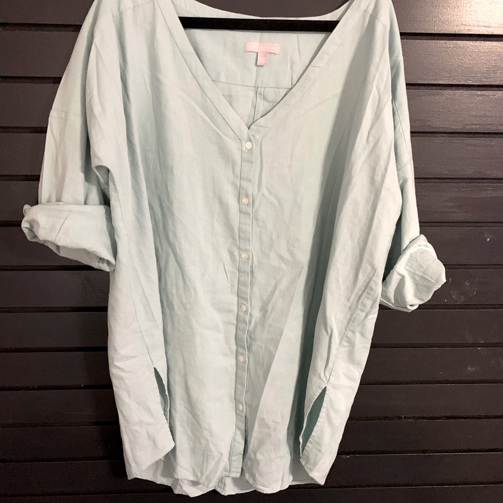 Chelsea 28 oversized linen top